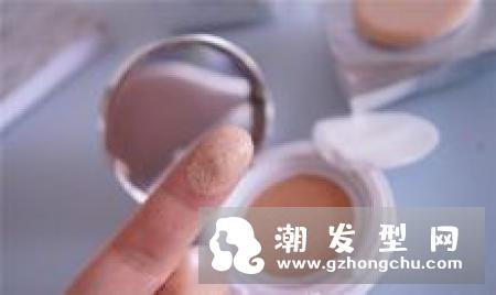 气垫bb霜和遮瑕膏哪个先用 使用顺序是怎样的