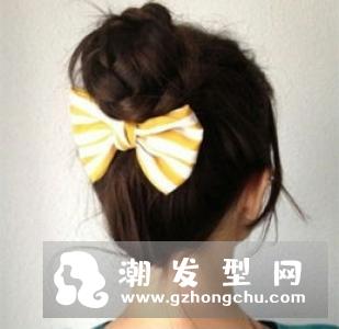 女生原宿风扎发发型 吸睛时尚做个性少女