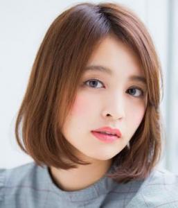 短直发波波头发型 简约直发也很女人味