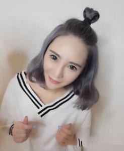 女生好看的半丸子头发型怎么扎 蓬松自然头发这样扎更美哦