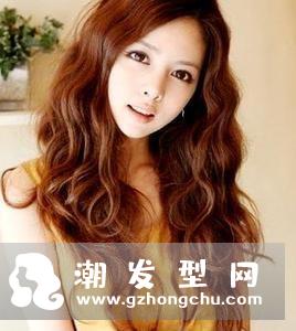 短发适合烫什么卷发 短波浪卷发散发魅力女人味