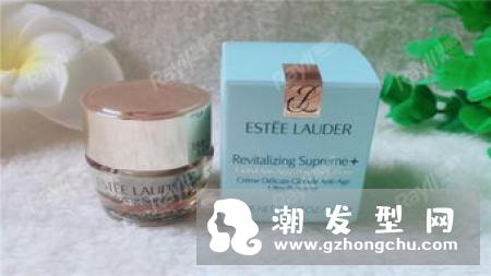 雅诗兰黛多效智妍精华霜白天用还是晚上用 精华液和乳液区别