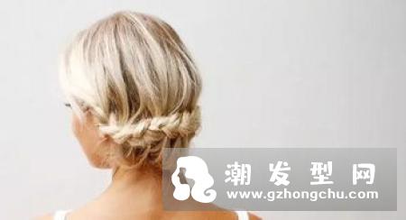 细麻花辫怎么编最好看 这样编细股麻花辫少女感爆棚