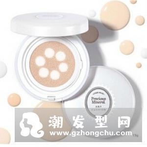 悦诗风吟石榴气垫哪个色号适合黄皮 滋润度和遮瑕度怎么样
