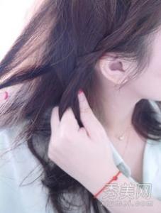 森女系小清新编发 简约自然打造淑女范