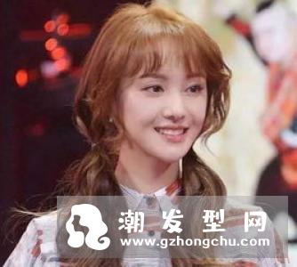 女生头发怎么扎好看 韩式时尚扎发清新又甜美