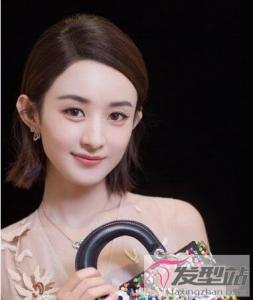 明星也爱摩卡波波头 看赵丽颖示范无刘海摩卡波波头的灵动美