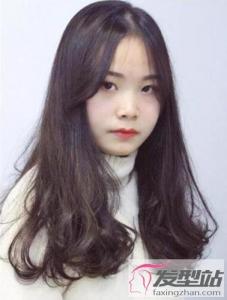 中长发烫什么卷好看 随意自然懒人卷让颜值翻番