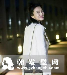 显瘦减龄丸子头扎发 发型时尚百变人生
