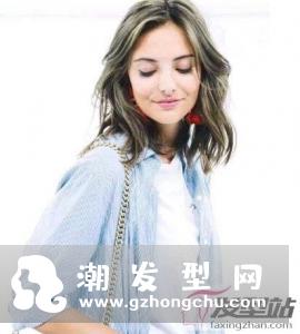 锁骨发一般烫什么发型 这样烫慵懒浪漫女人味爆棚