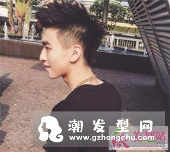 2018男生流行什么发型图片 两边铲掉飞机头依然是经典