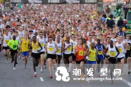 跑马拉松什么时候喝红牛合适 提前多久喝