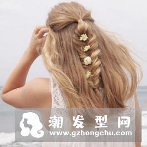 怎样扎直发公主头 这样扎甜美又淑女