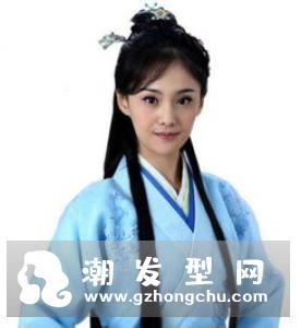 短发古风发型怎么扎 简约编发变小家碧玉