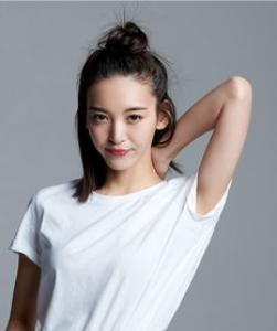 什么女生扎丸子头好看 减龄百搭发型超友好不挑人