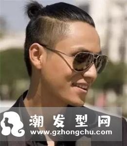 男士辫子发型 这样扎头发超级显酷